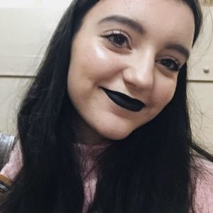 Meet your Posher, Tabitha